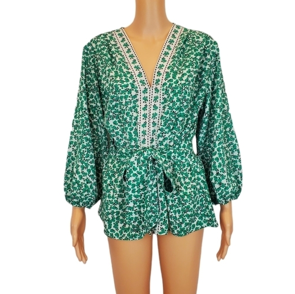 Max Studio v-neck long sleeve floral blouse - Picture 1 of 10
